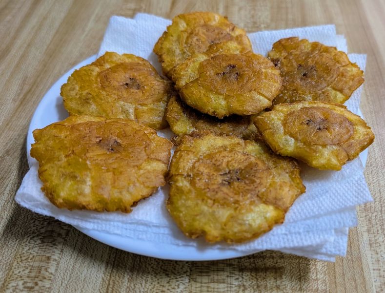 File:Patacones.jpg